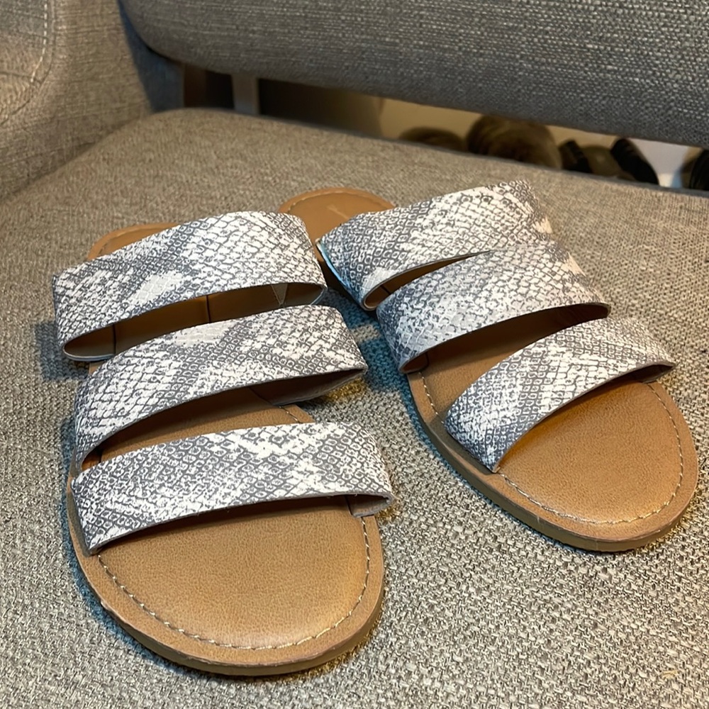 Universal Thread (Target) Snake Print Sandals